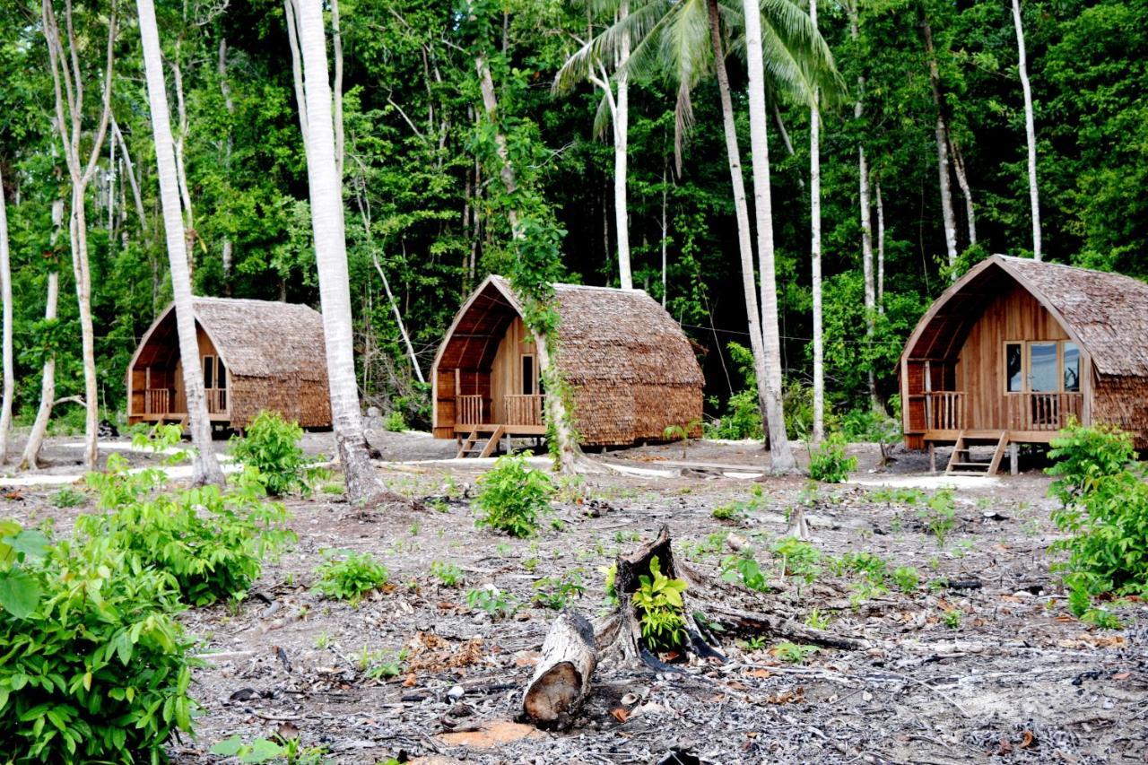 Tanjung Kalemo Resort Batudaka Exterior foto