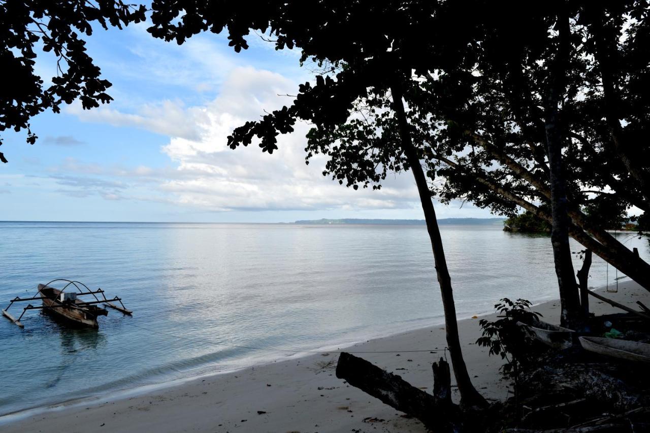 Tanjung Kalemo Resort Batudaka Exterior foto